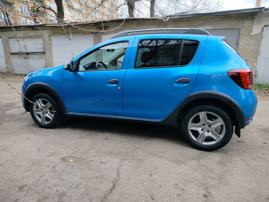 Продам легковой автомобиль