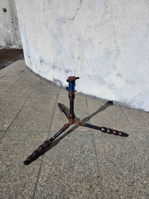 Tripé Carbono - 3 Legged Thing Leo 2.0 + AirHead Pro