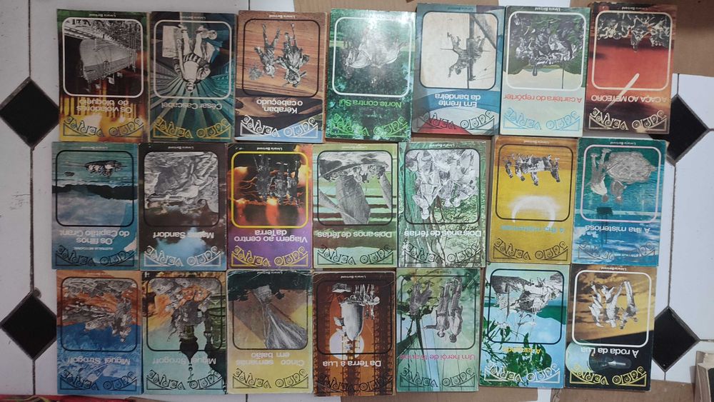 Lote 26 Livros de Júlio Verne