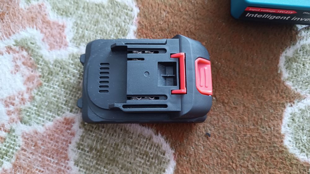 Інвертор + АКБ + зарядний пристрій