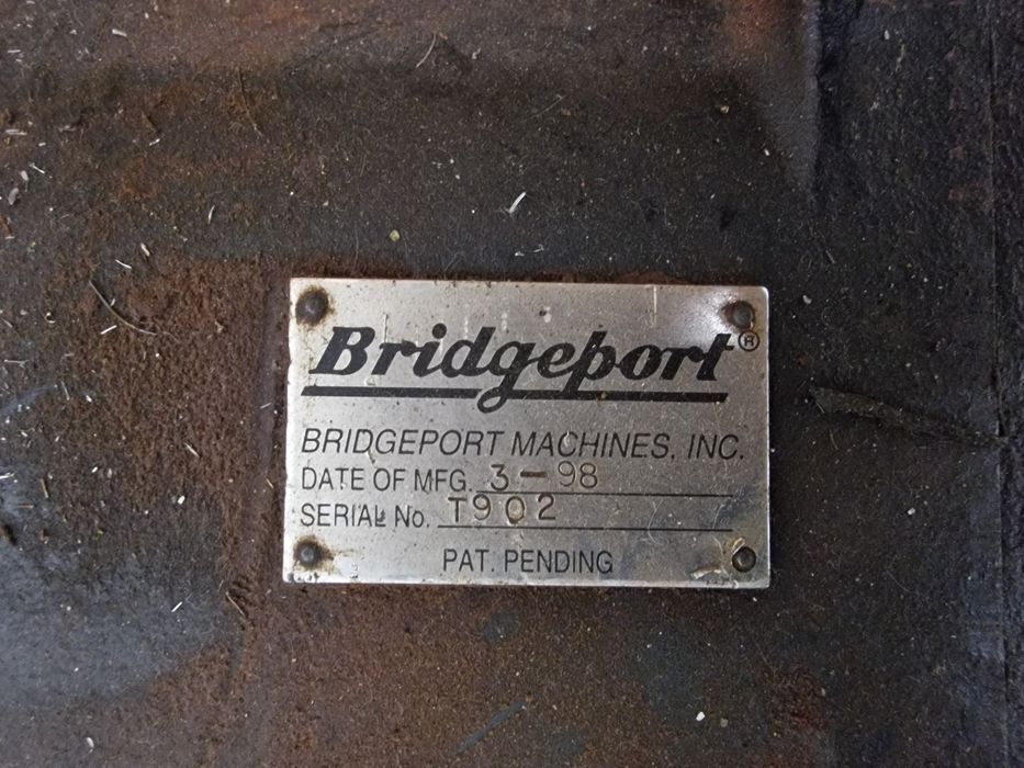Silnik z przekładnią z frezaki bridgeport TNC3