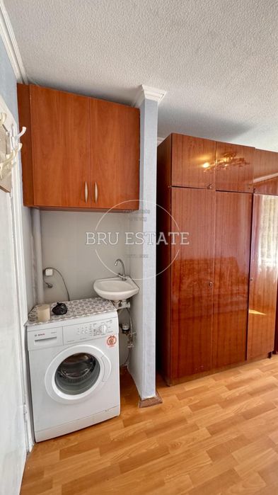 Продам 2 кімнати в гуртожитку Подільський р-н Електриків 26/30 Рибальський острів