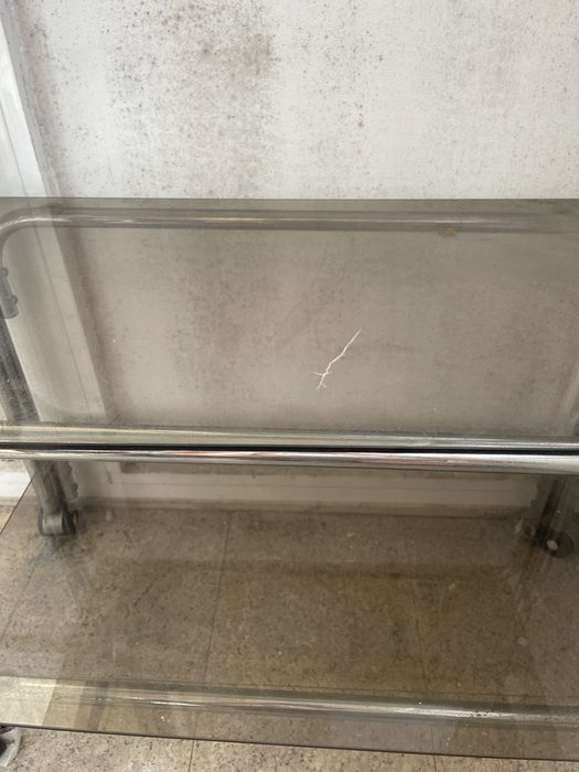 Aparador/Comoda com rodas