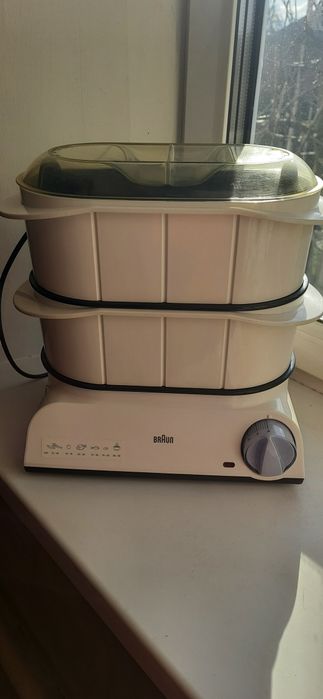 Пароварка Braun.