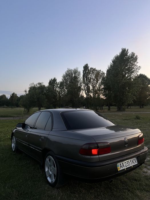 Продаю Опель Омега Б