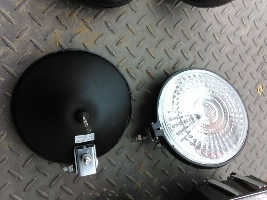 Фара квадратна МТЗ, фара МТЗ, решітка МТЗ: 445 грн. - Для ...