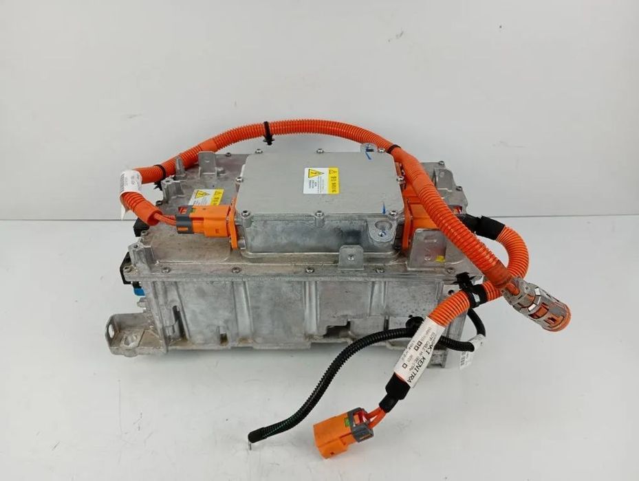 falownik inwerter przetwornica scudo iii jumpy e-traveller expert iii vivaro-e c 2024r 9857210680
