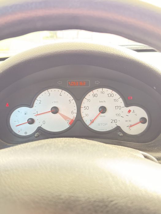 Peugeot 1.1 gasolina