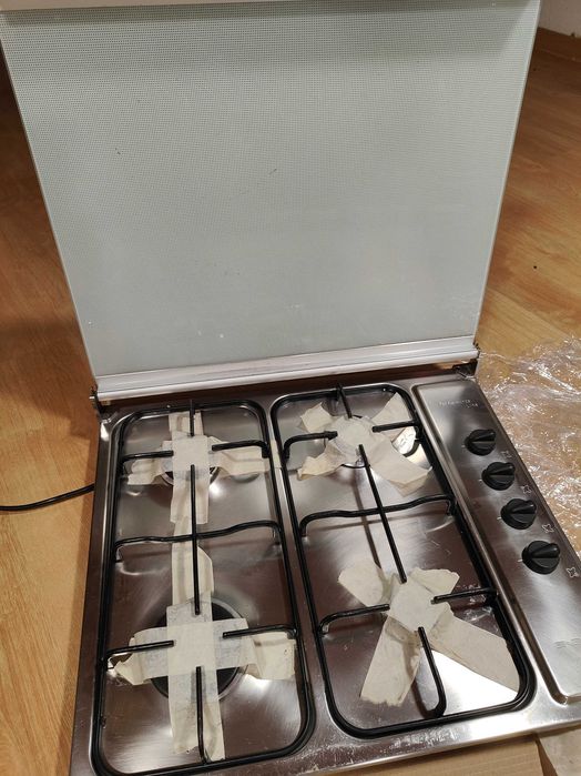 Placa a Gás Nardi em Aço Inoxidável (4 Bicos) – Bom Estado