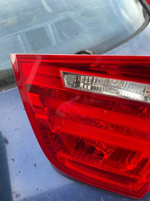 Bmw 3 e91 lampa tył w klapę prawa lift 7.289.434