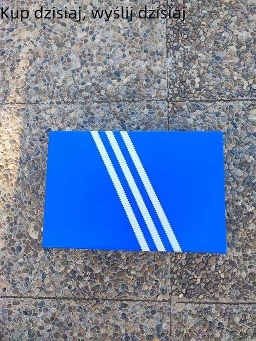 Trampki Adidas w rozmiarze 40 czarne klasyczne wygodne