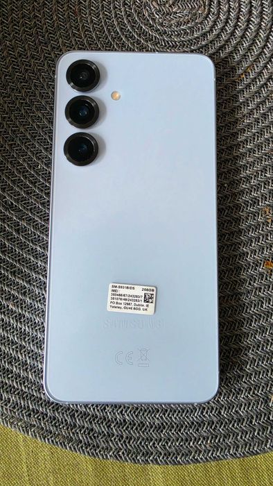 Samsung S25, 256gb IcyBlue
