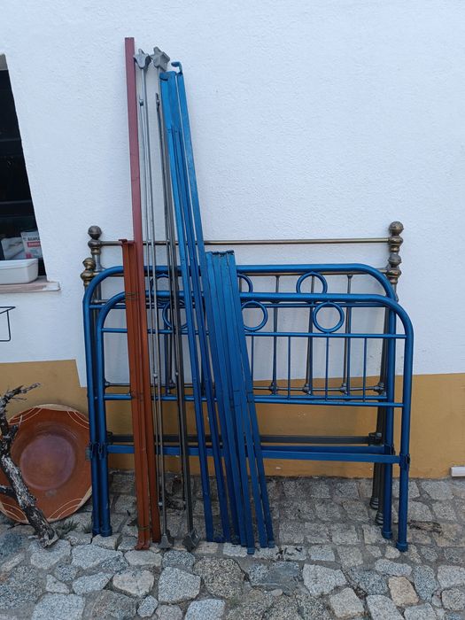 Estruturas de Camas de Ferro