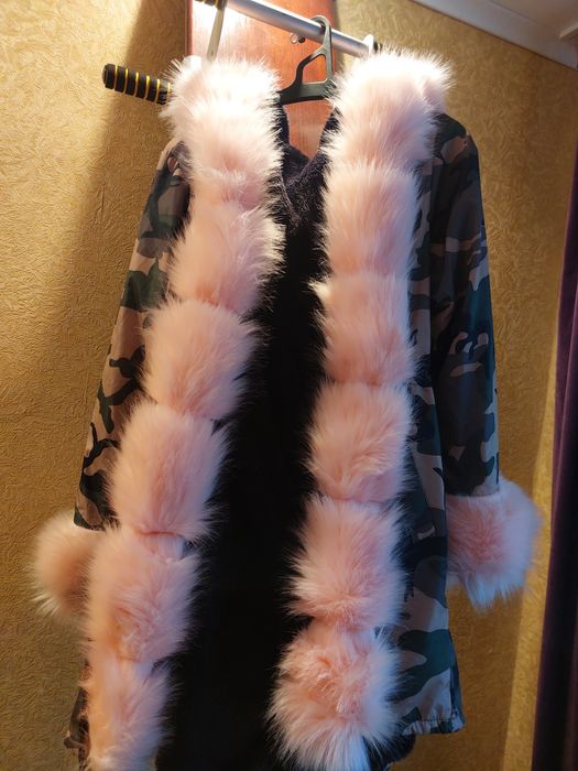 Тепла жіноча парка