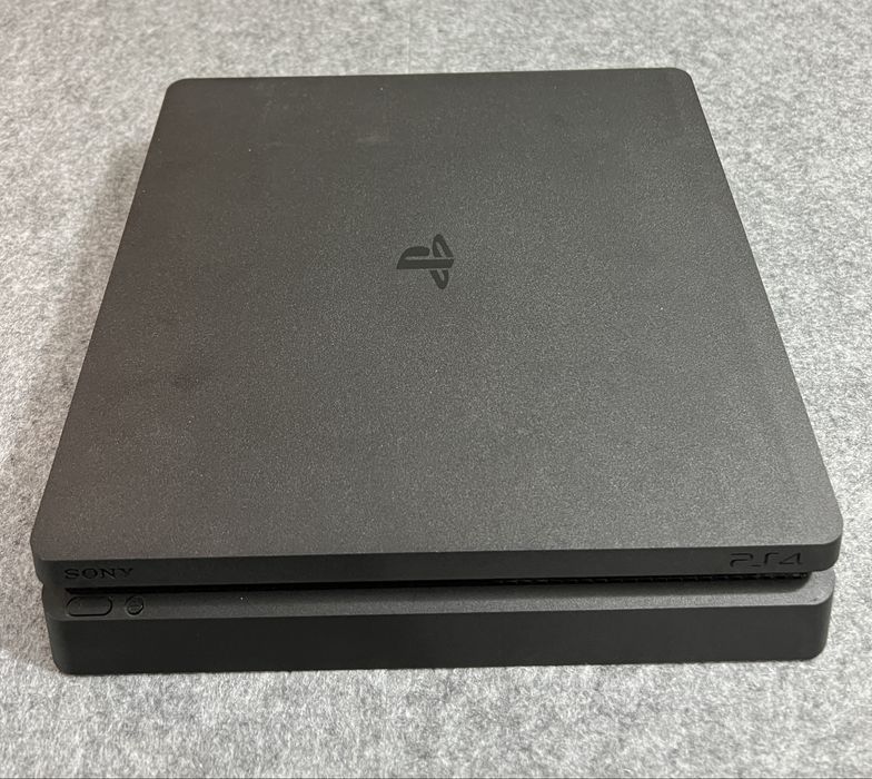 PS4 Slim 1 TB - Versão 12.02