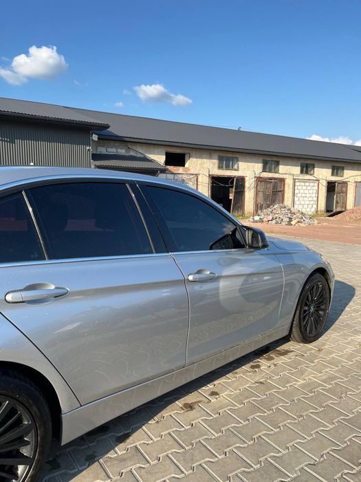 Автомобіль BMW F30 328i 2013