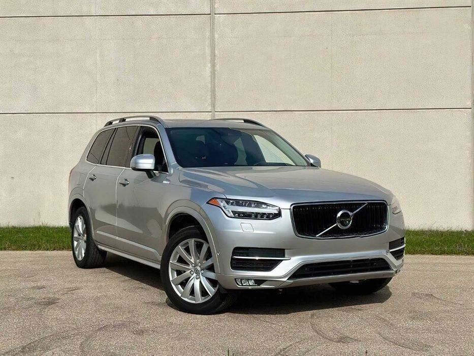 Volvo XC90 T6 Momentum      2019