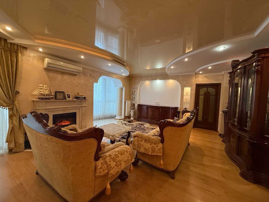 Продам 3 кімнатну квартиру на Ближньому Замості 4904