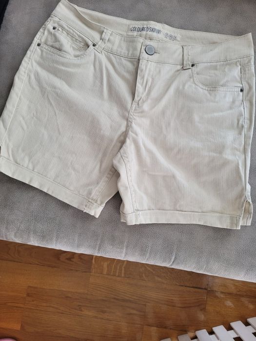 Calções skinny 40