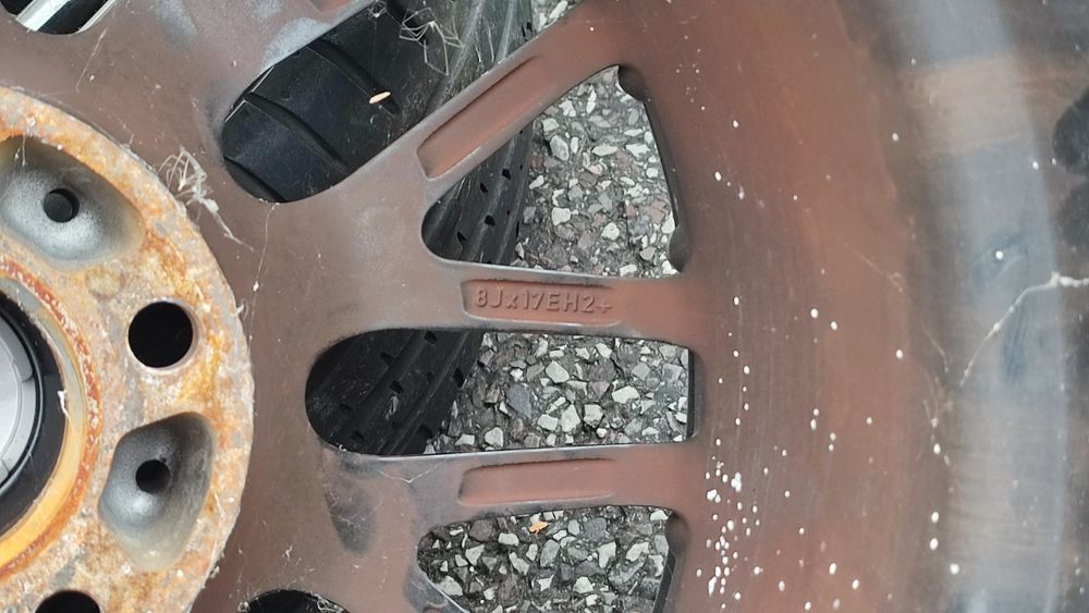 Диски DOTZ 5/112/R17 8j цо70.1 et 35/225/45/17 літо.