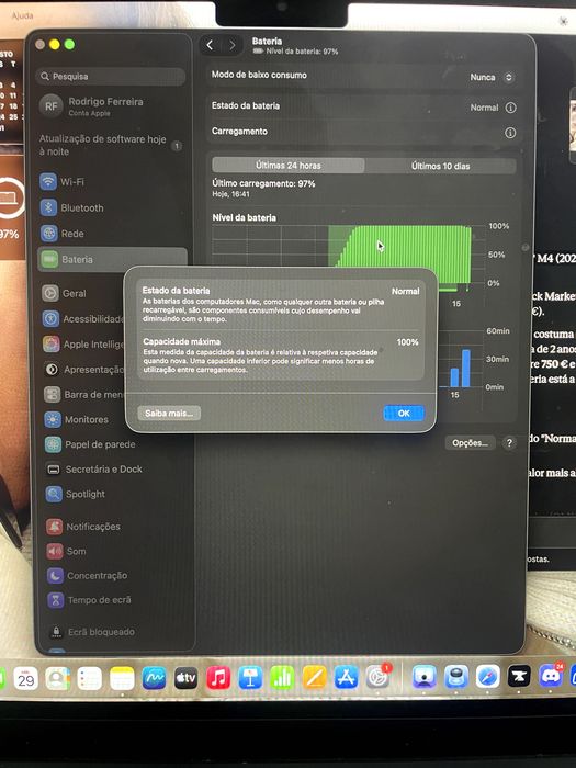 MacBook Air 13" M4 (2025) — 16GB RAM, 256GB SSD