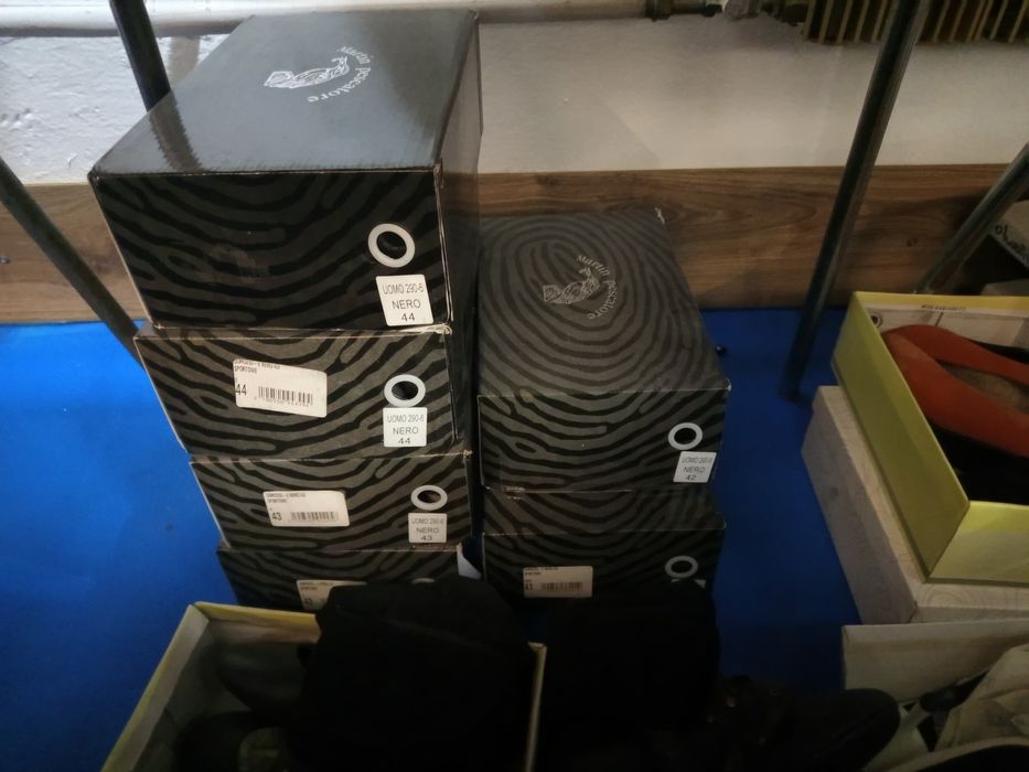 Nowe buty damskie dziecięce