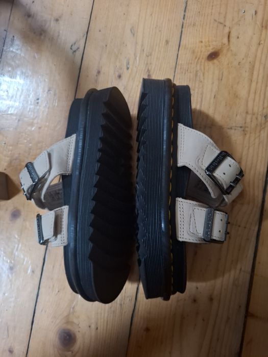 Dr.Martens Myles sandały, klapki na platformie  36