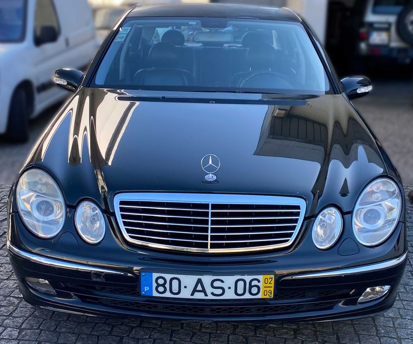 Mercedes-Benz E220 CDI Avantgarde (150cv) Diesel Automático 2002