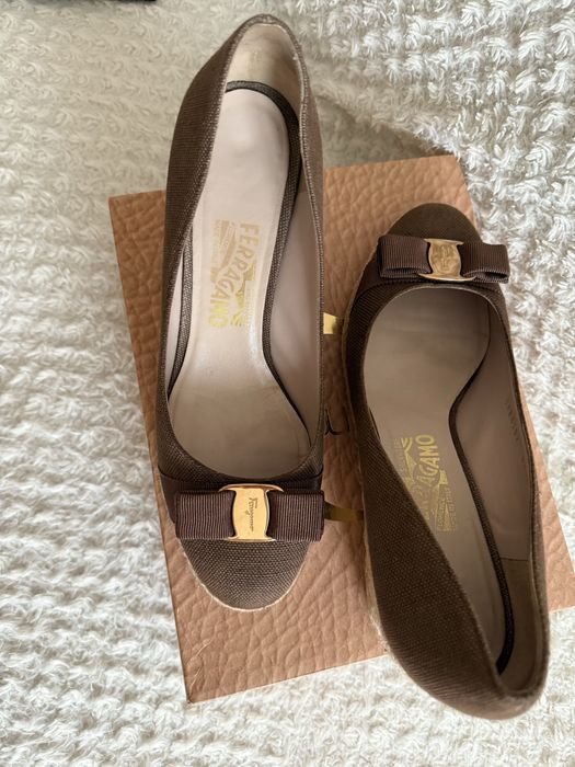 Продам взуття оригінал фірми Ferragamo