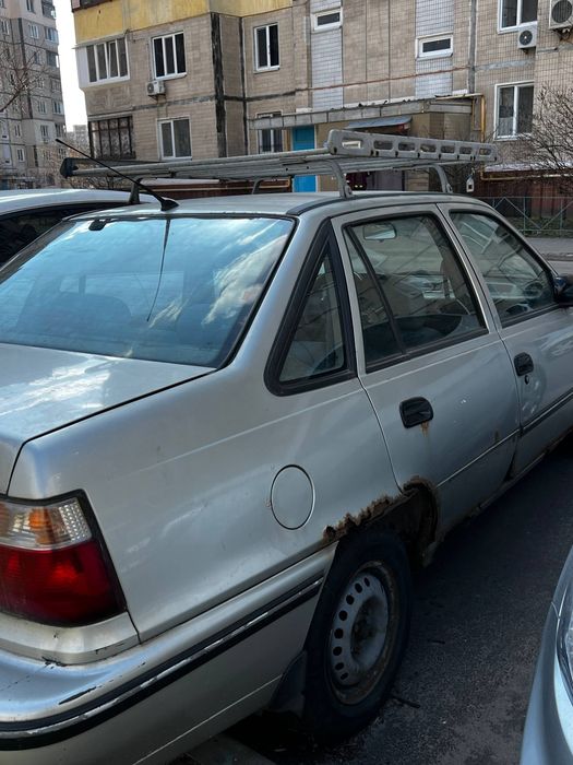 Део нексія 2006 рік газ + бензин