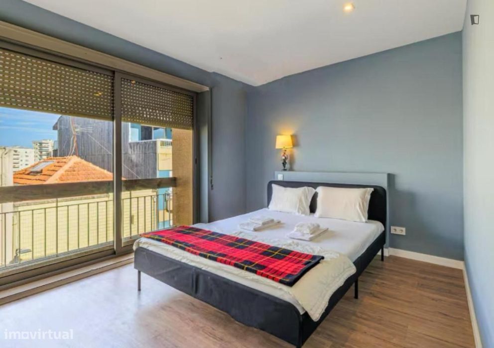 Quarto - localizado em Bonfim Porto