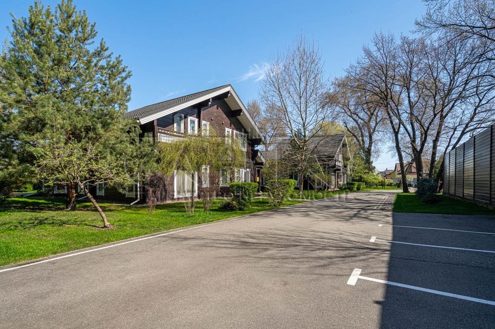 Оренда еко-будинку з клеєного брусу в Riverside Family Club