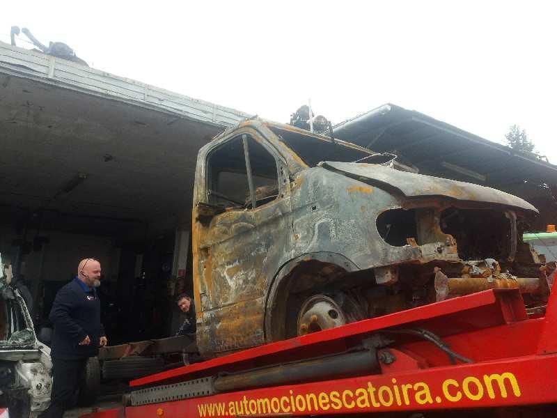 Calíper De Freio Traseiro Esquerdo Renault Master