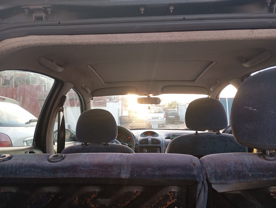 Peugeot 206/ 2000