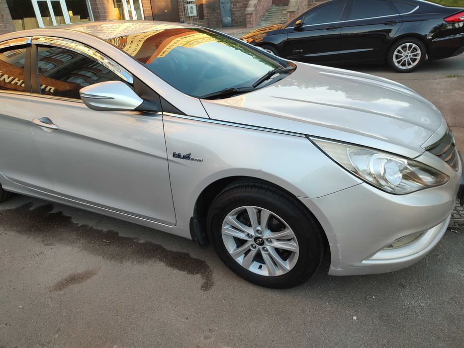 Продам Hyundai sonata 2012