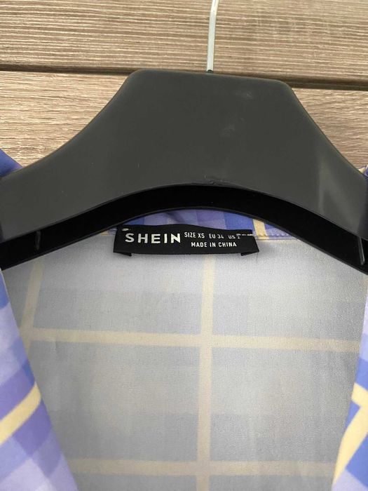 Crop top koszula krótka Shein aesthetic XS z kołnierzykiem zapinana