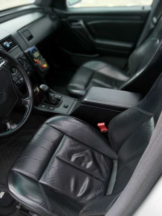 Mercedes w 2o2 clássico.