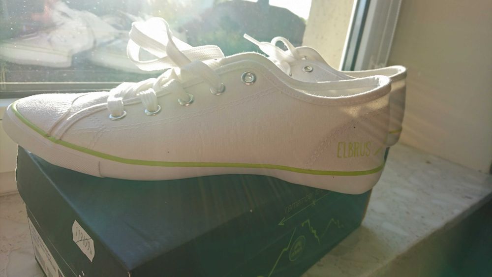 Buty tenisówki damskie rozm 39, Elbrus, nowe