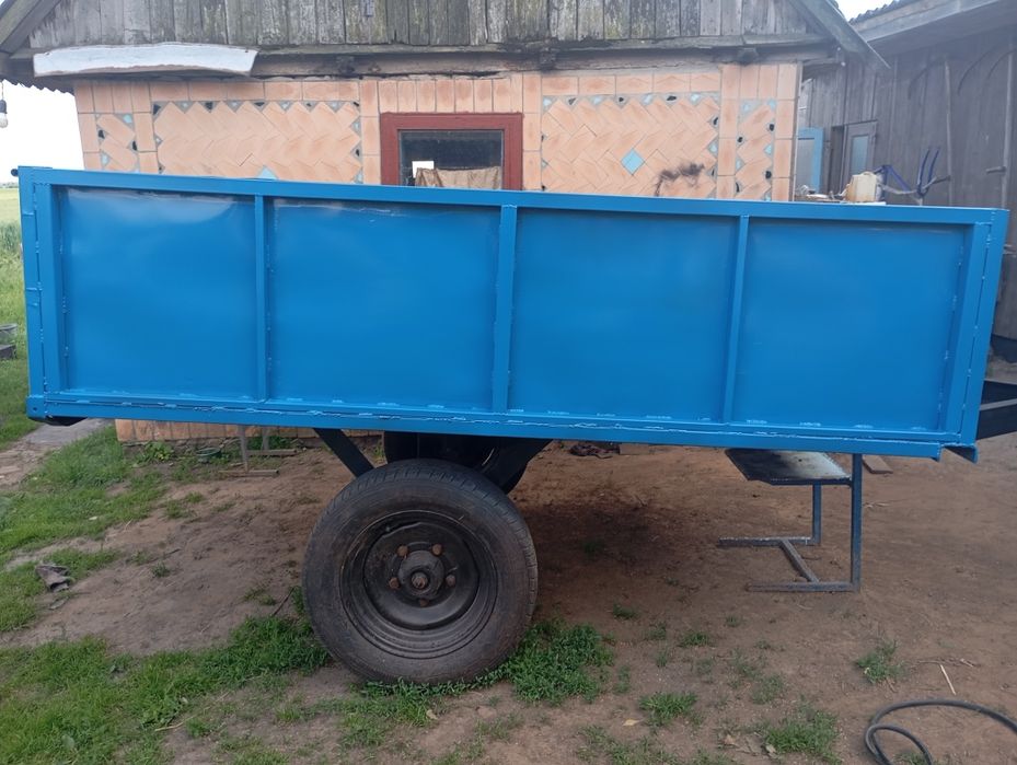 Причіп до трактора