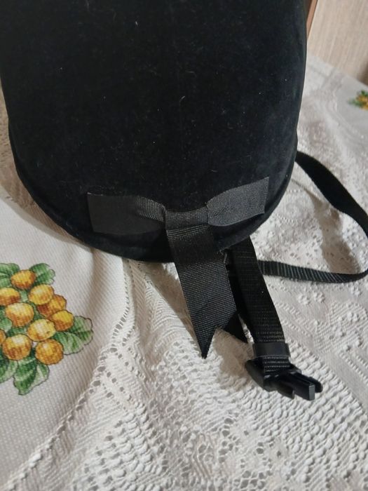 Шолом класичний для верхової  їзди. Розмір 60. Новий.