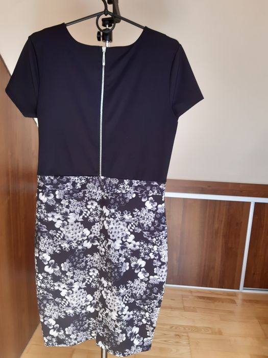 Sukienka rozmiar M/L