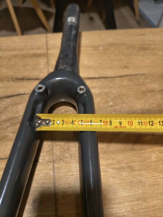 Widelec szosowy Carbon