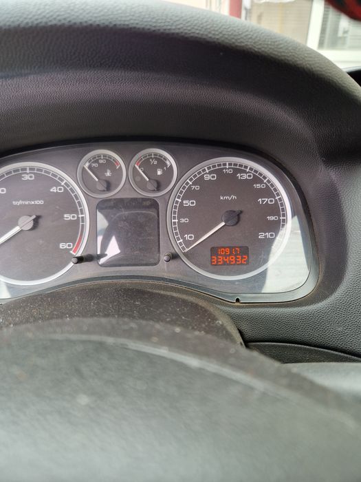 Продам Пежо 307 2.0HDI