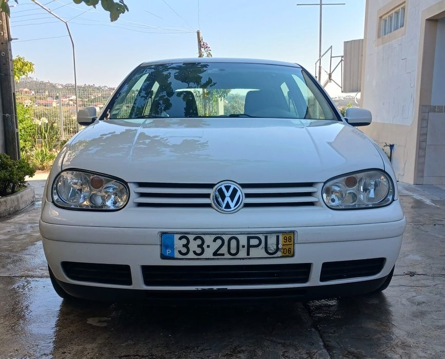 VW Golf VI 1.9 Tdi 98
