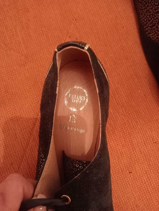 Sapatos de mulher 39