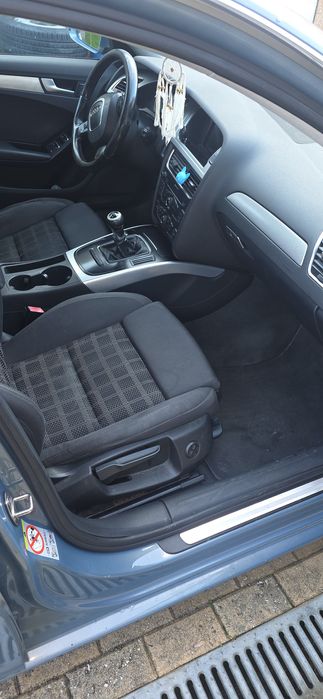 Audi A4  Avant 2.0 TDI  143CV