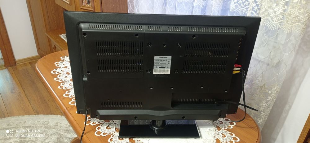 Телевізор Bravis 29 діагональ+Т2 тюнер