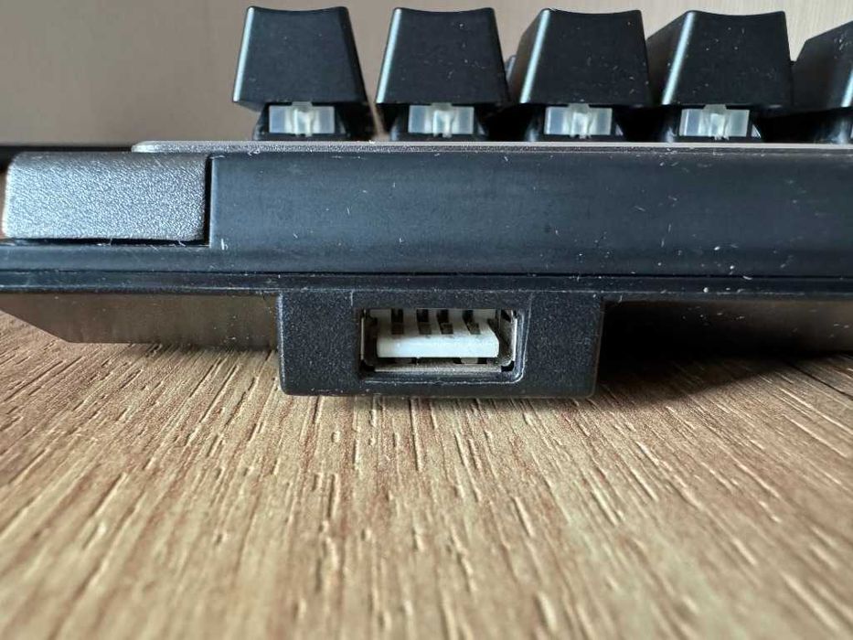 Klawiatura Patriot Viper V760 RGB (Mechaniczna)