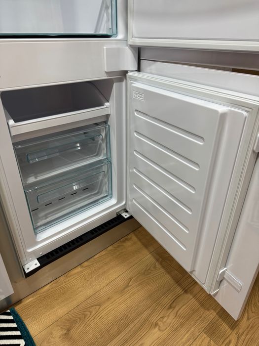 Frigorífico Combinado Encastre CANDY CBT3518FW - ainda na Garantia