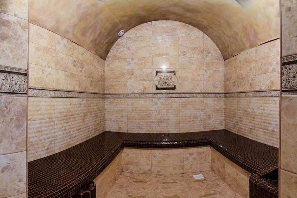 Продам Апартаменти в м. Яремче